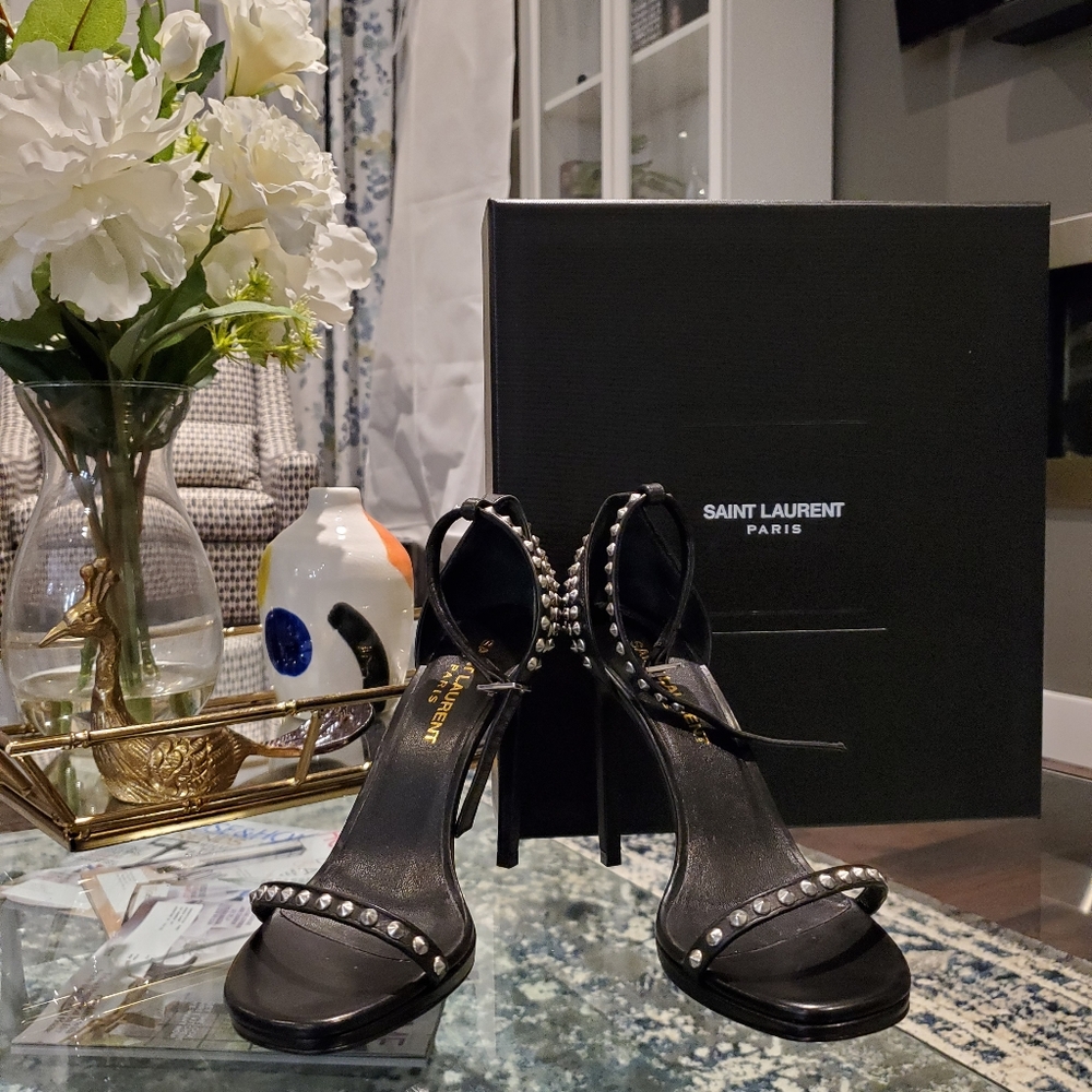 Yves Saint Laurent Heels